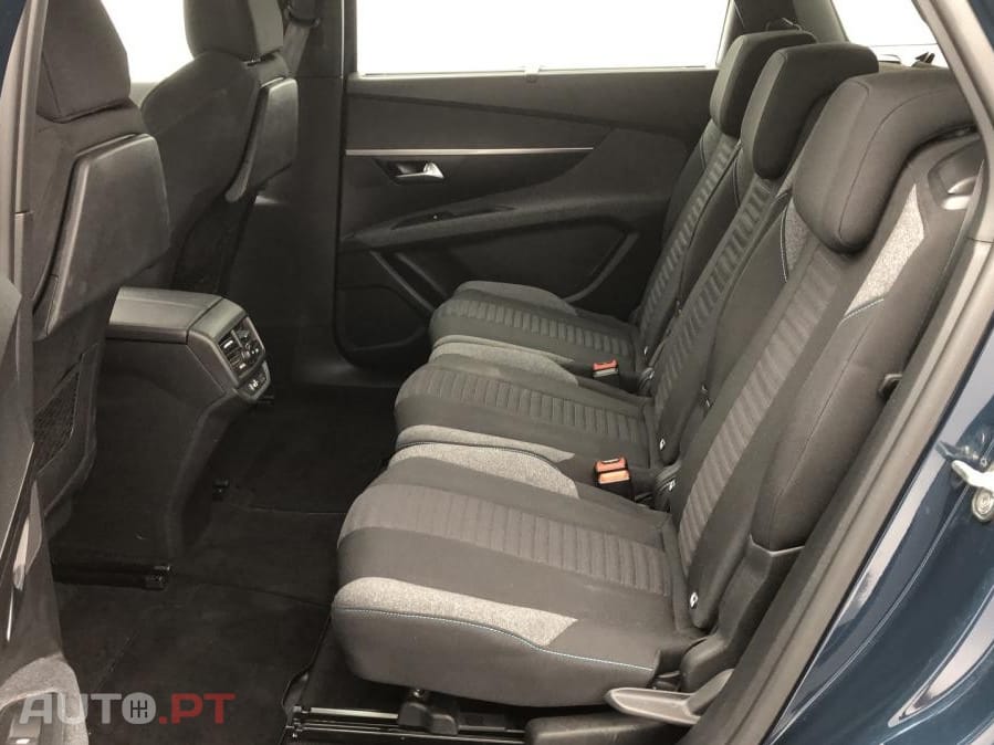 Peugeot 5008 1.2 PureTech Active Pack