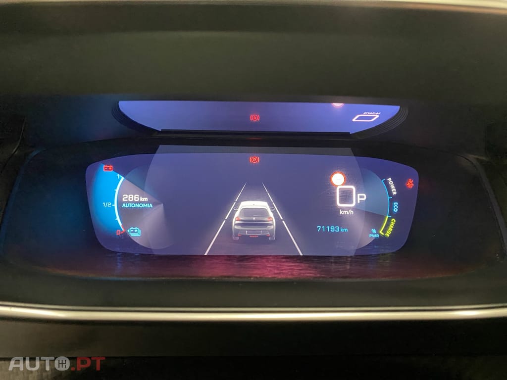 Peugeot E-208 50 kWh Allure Pack