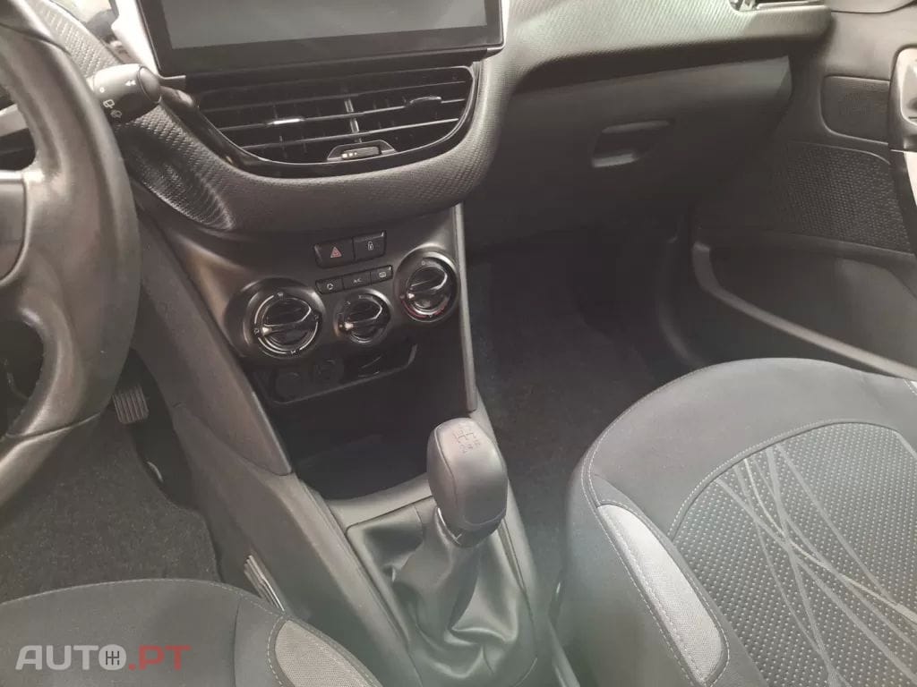 Peugeot 208 1.2 VTi Allure