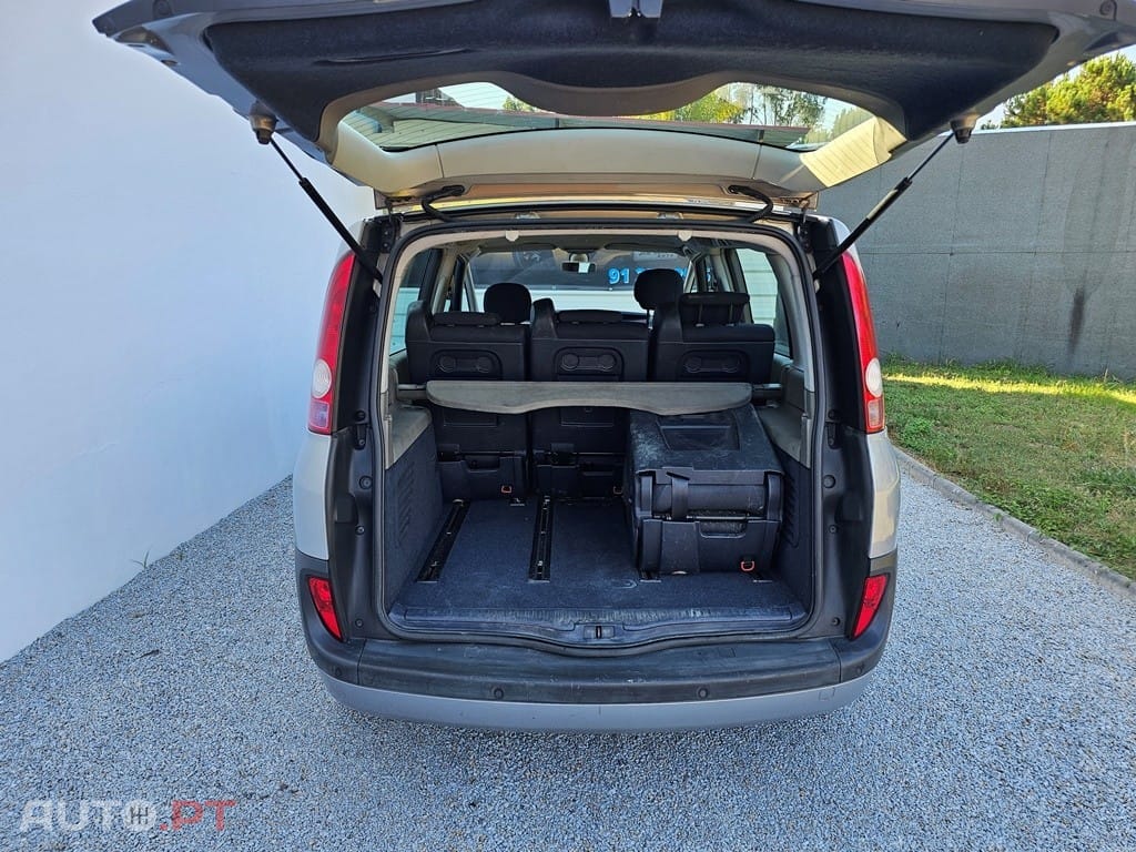Renault Grand Espace 1.9 dCi Confort 6L