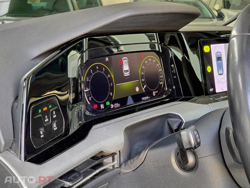 Volkswagen Golf Variant 1.0 eTSI Life DSG