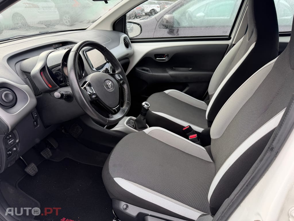 Toyota Aygo 1.0 X-Play+AC+X-Touch
