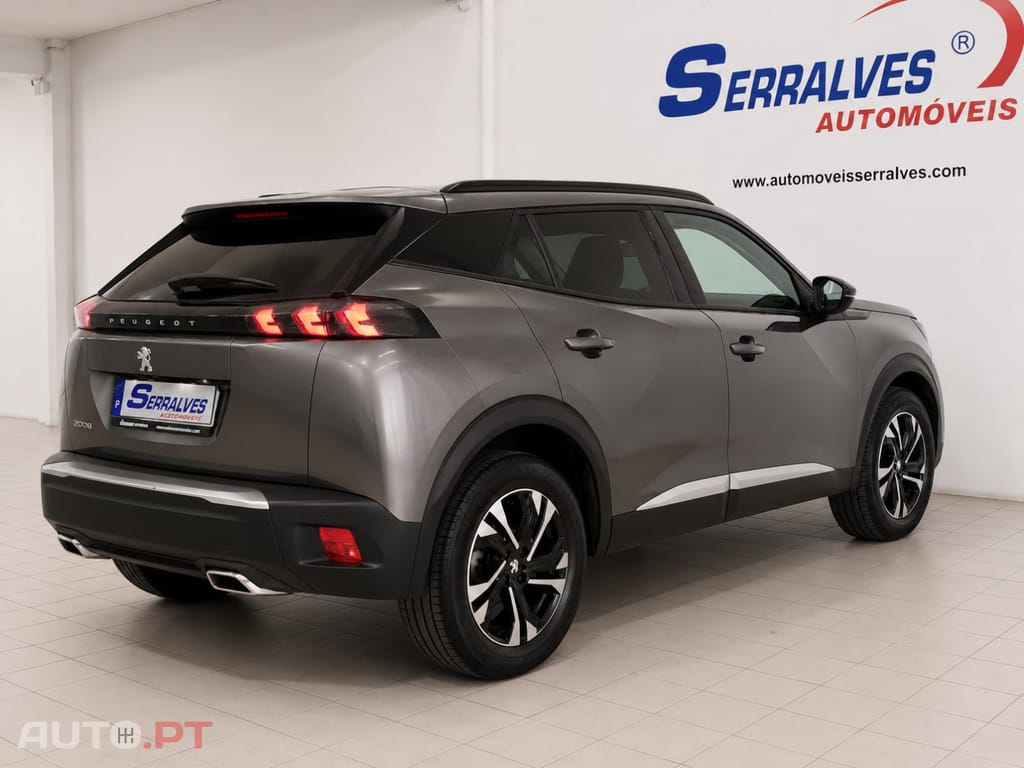 Peugeot 2008 1.2 PureTech Allure EAT8