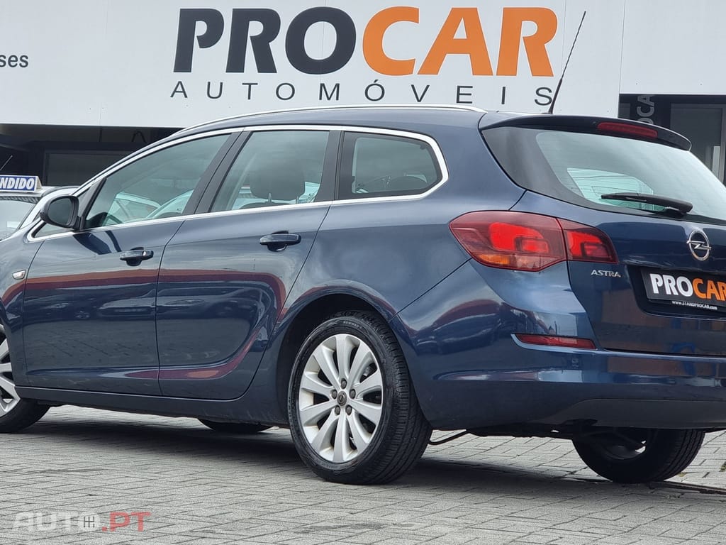 Opel Astra Sports Tourer 1.3 CDTi Cosmo S/S