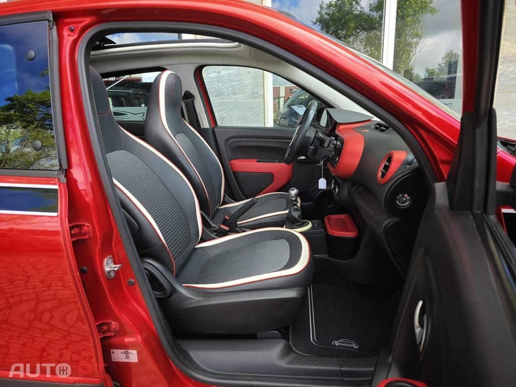 Renault Twingo 0.9 TCe Sport