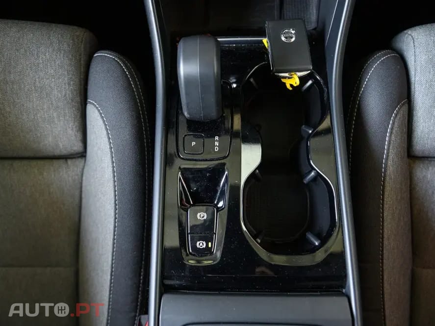 Volvo XC40 1.5 T2 Plus Dark Auto