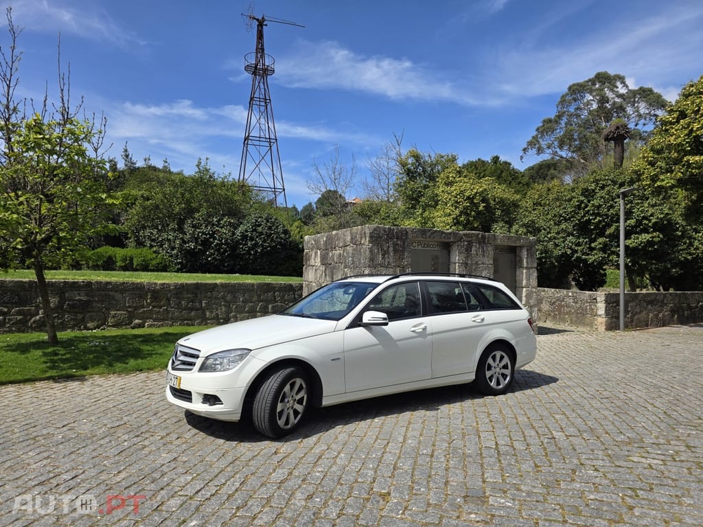 Mercedes-Benz C 220 CDI Auto Elegance DPF
