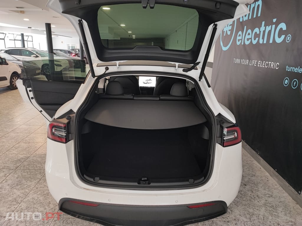 Tesla Model Y Long Range Tração Integral