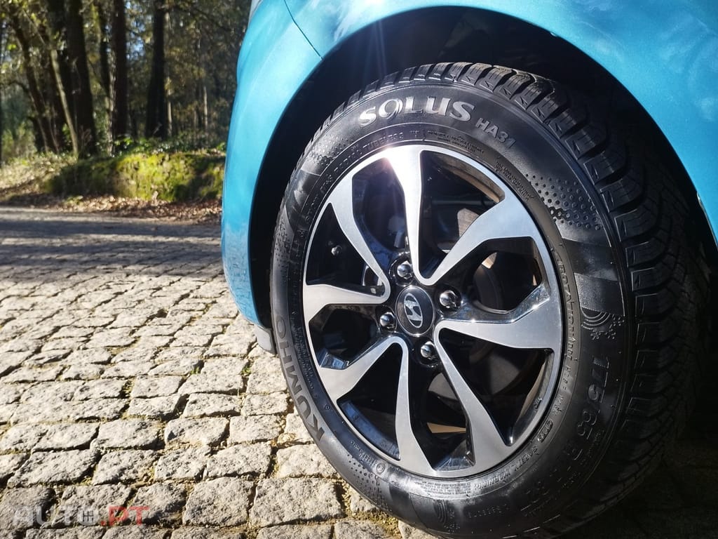 Hyundai i10 1.0 Fifa World Cup Edition