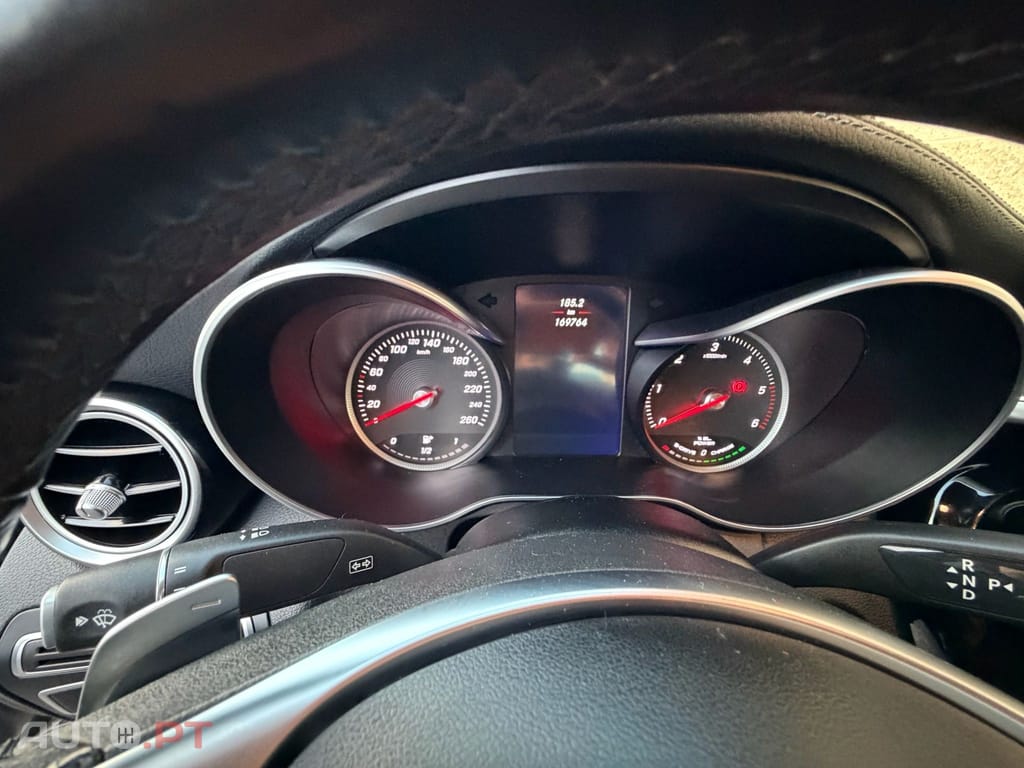 Mercedes-Benz C 300 h AMG Line