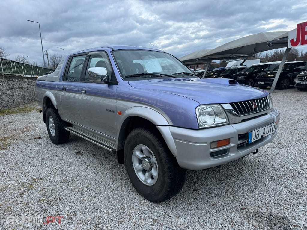 Mitsubishi L200 2.5 TD Strakar CD