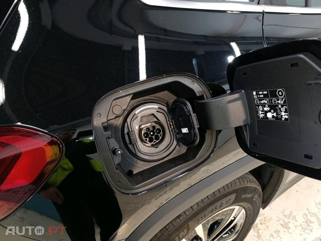 Mercedes-Benz GLA 250 e