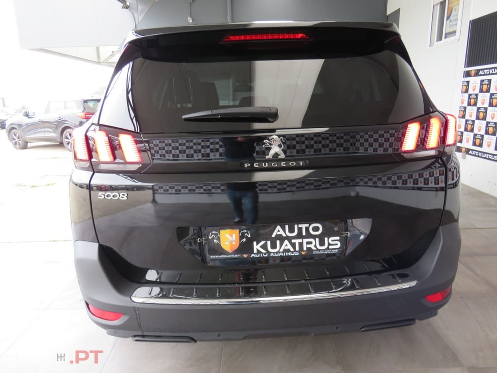 Peugeot 5008 1.5 BlueHDi Allure