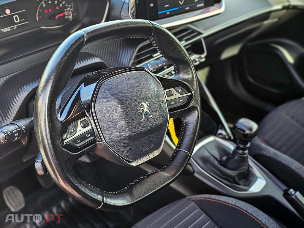 Peugeot 2008 1.2 PureTech Active Pack