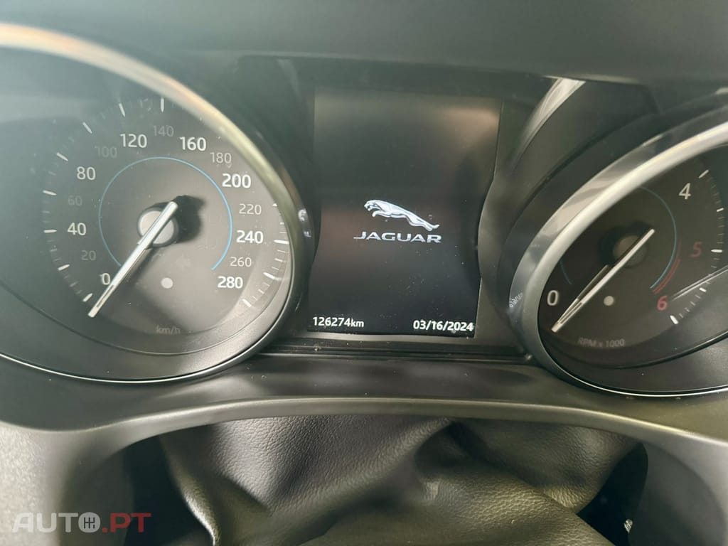 Jaguar F-Pace 2.0 i4D R-Sport AWD Aut.