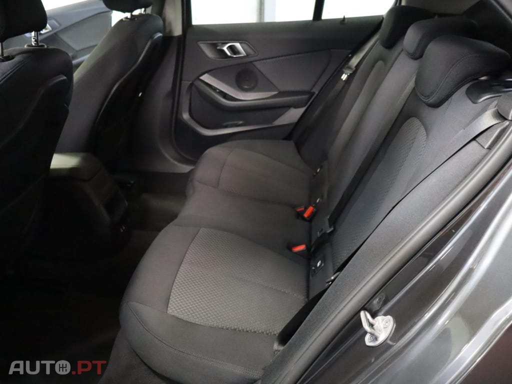 BMW 118 i Auto Corporate Edition