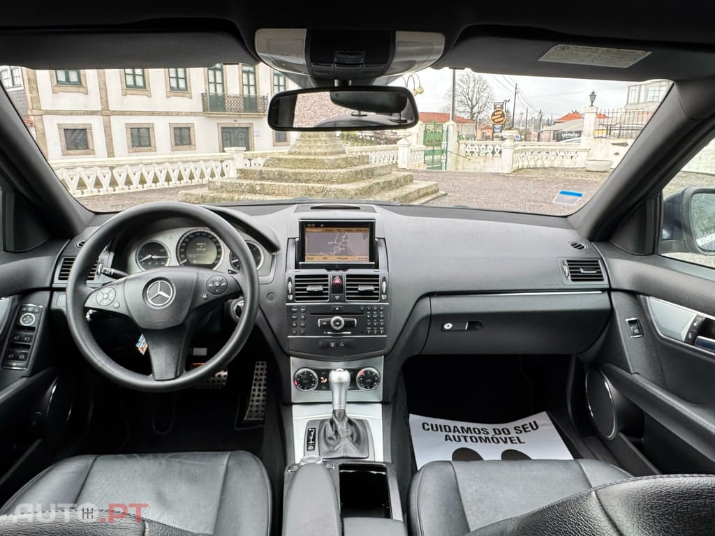 Mercedes-Benz C 320 AVANTGARDE