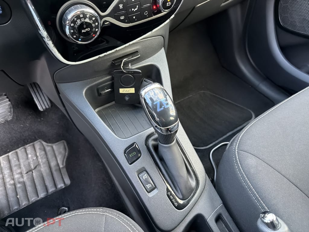 Renault Zoe (c/ Bateria) 41 kwh Life