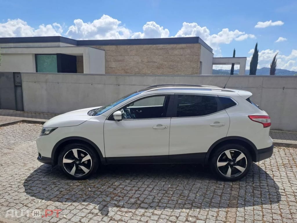 Nissan Qashqai 1.5 dCi N-Connecta