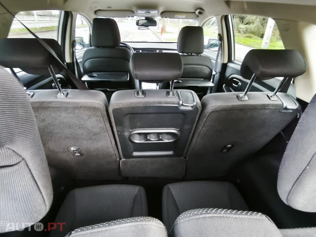 Kia Carens 1.7 CRDi ISG TX Aut.