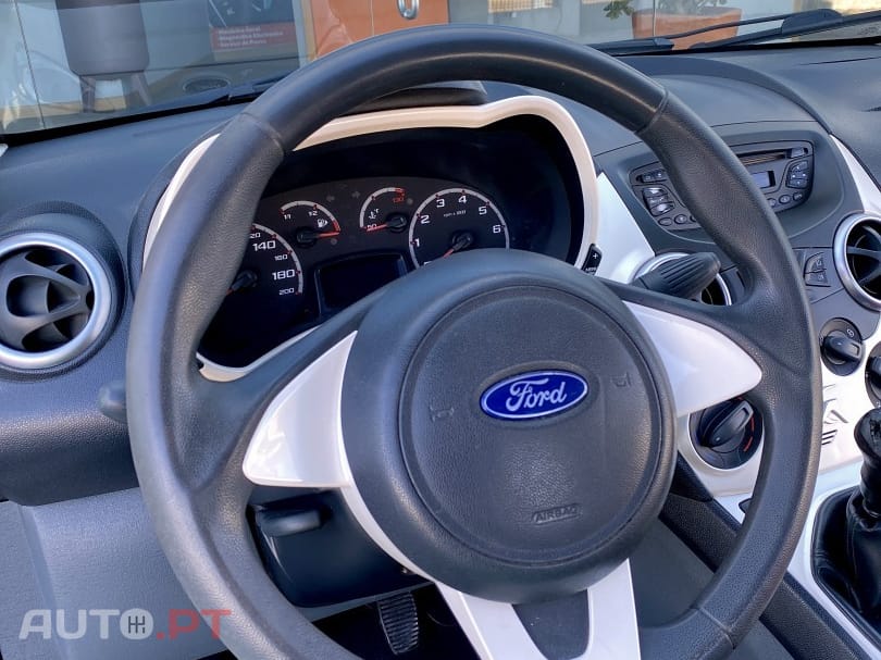 Ford KA 1.2 Titanium X