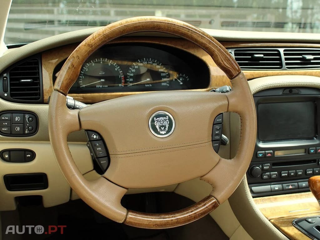 Jaguar S-Type 2.5 V6 Executive