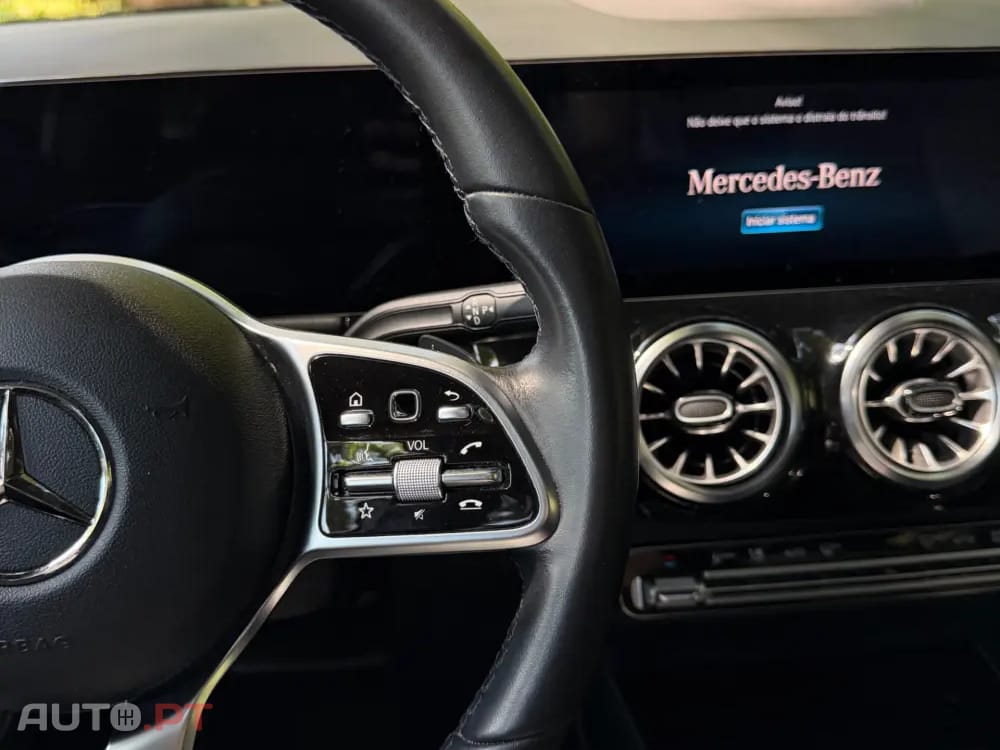 Mercedes-Benz GLA 250 e 8G-DCT Special Edition