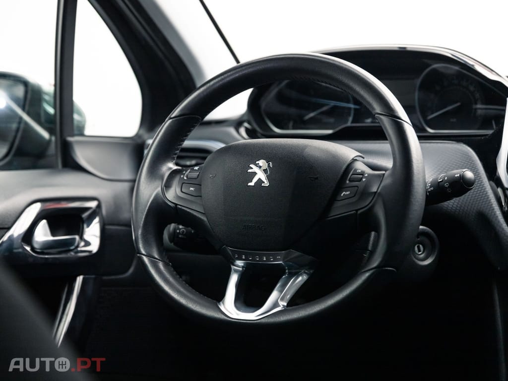 Peugeot 208 1.2 PureTech Allure