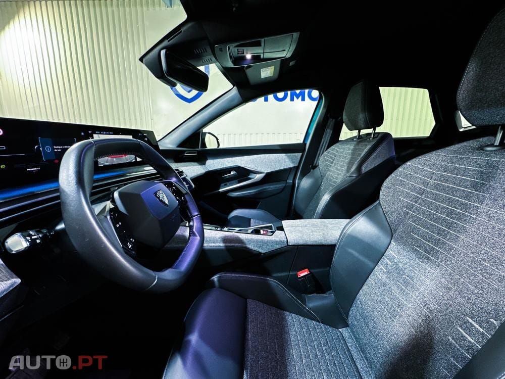 Peugeot 3008 1.2 Hybrid Allure e-DCS6