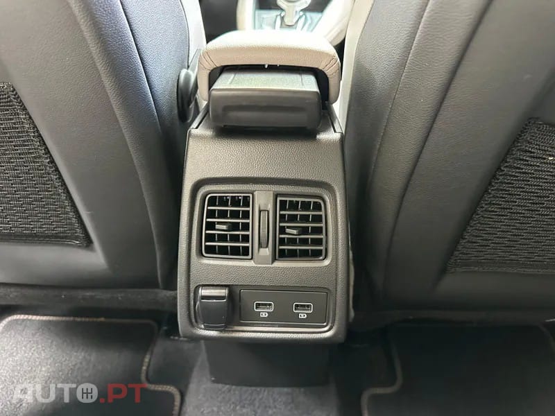 Renault Captur 1.6 E-Tech Initiale Paris