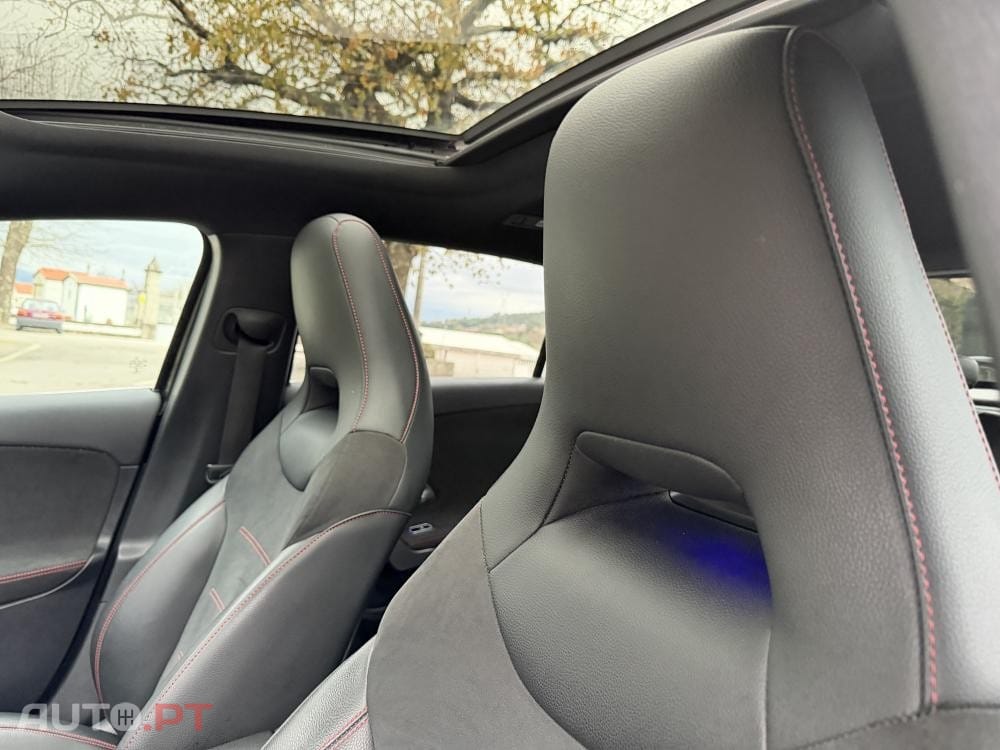 Mercedes-Benz A 250 e 8G-DCT Edition AMG Line