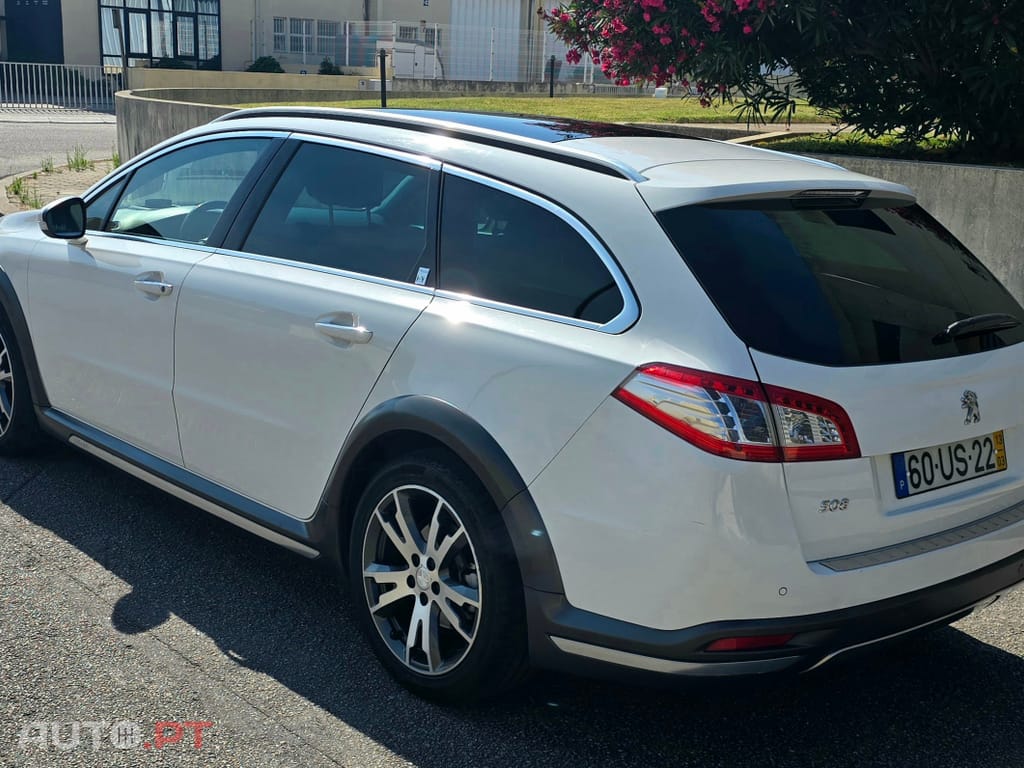 Peugeot 508 RXH 2.0 HDi Hybrid4 2-Tronic