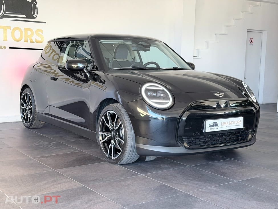 MINI Cooper Cooper E Favoured L