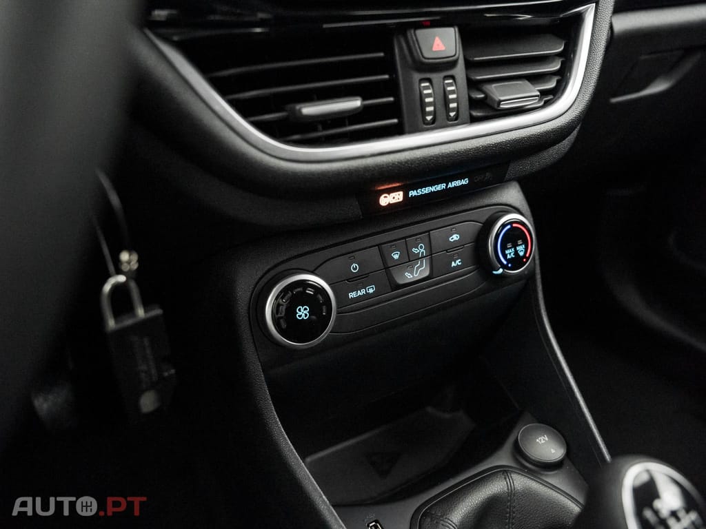 Ford Fiesta 1.0 EcoBoost MHEV Connected