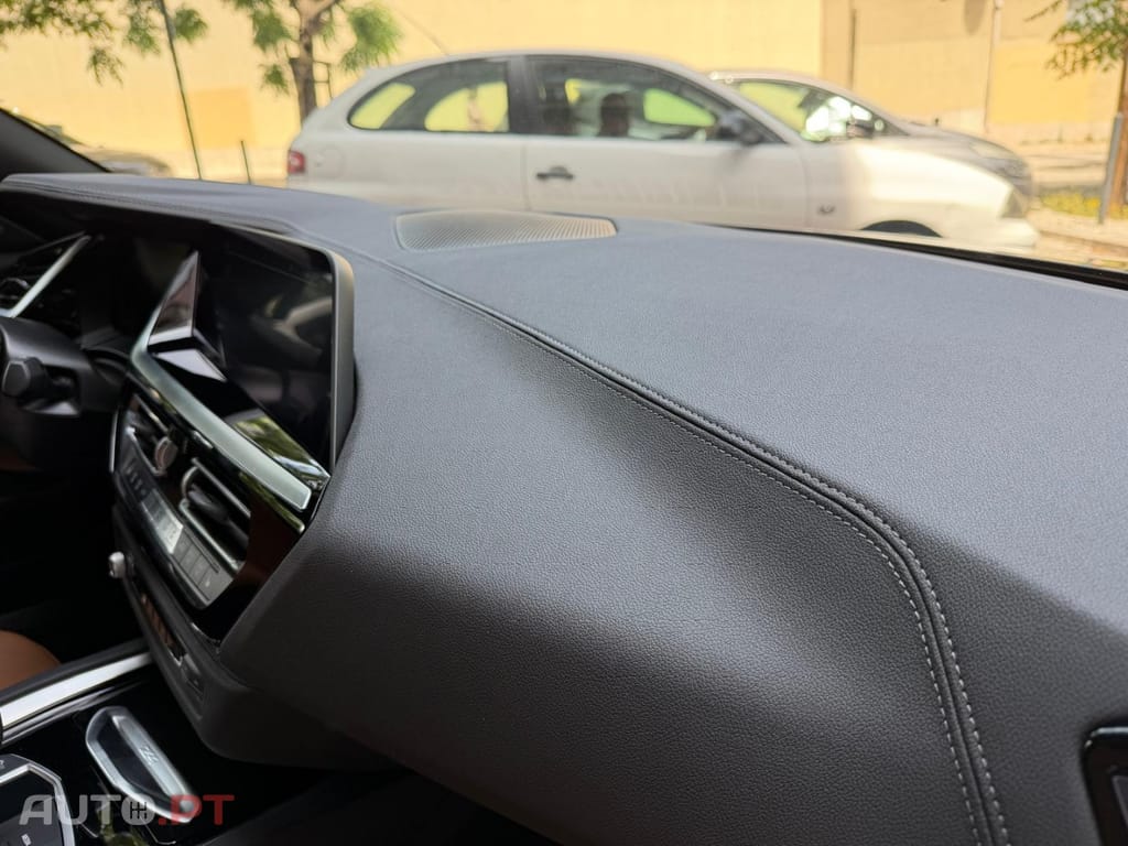 BMW Z4 SDrive20i Aut — fotografia 30