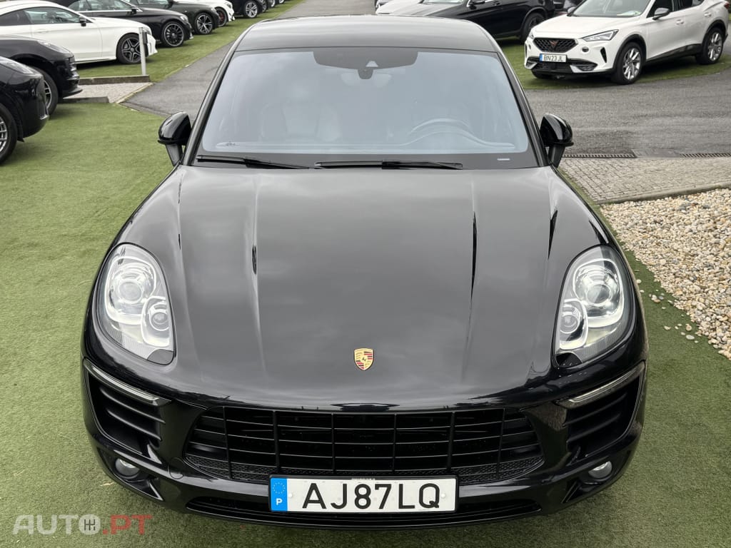 Porsche Macan S