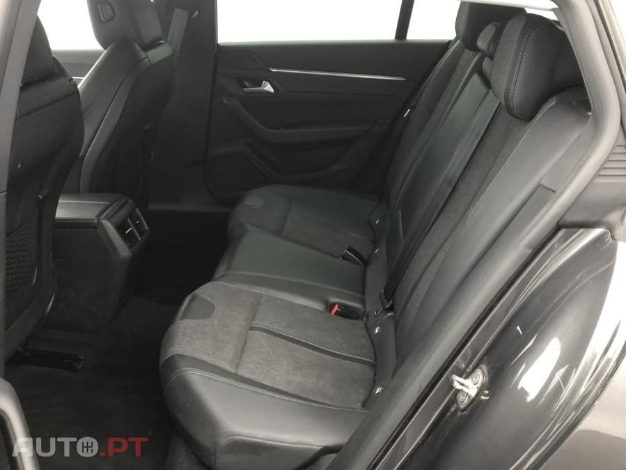 Peugeot 508 SW PureTech 130 EAT8 Allure Pack