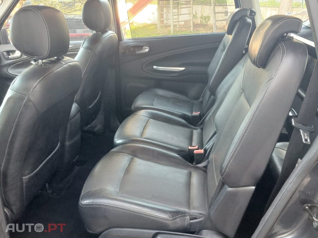 Ford S-Max 1.8 TDCi Titanium 7L