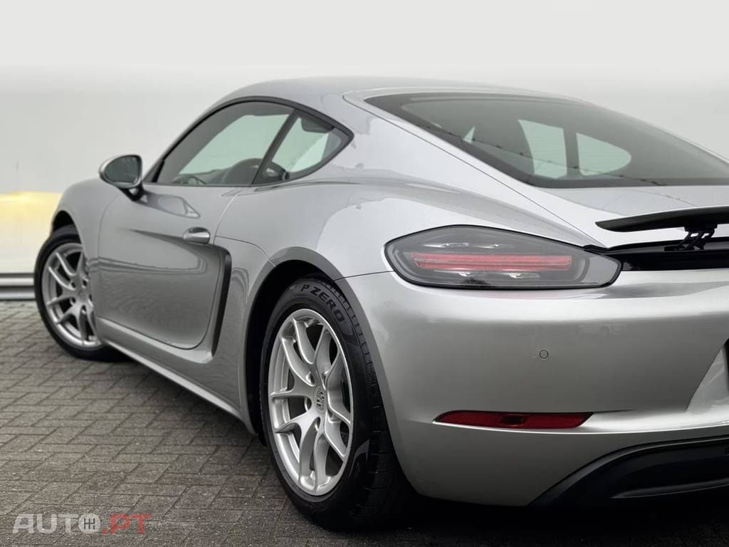 Porsche Cayman 300 PK