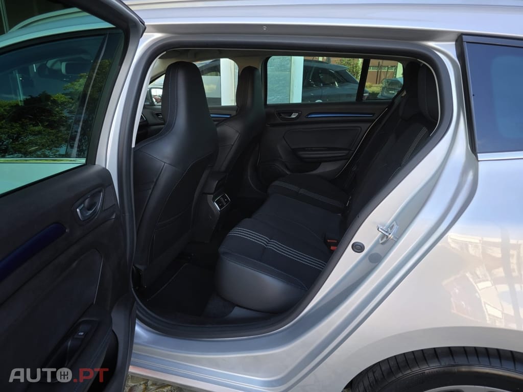 Renault Mégane Sport Tourer 1.5 Blue dCi GT Line