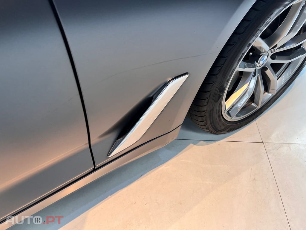 BMW 530 iPerformance 