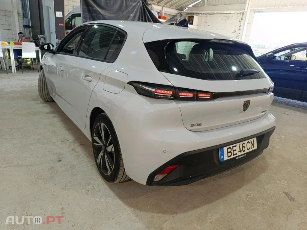 Peugeot 308 1.6 Hybrid Active Pack e-EAT8