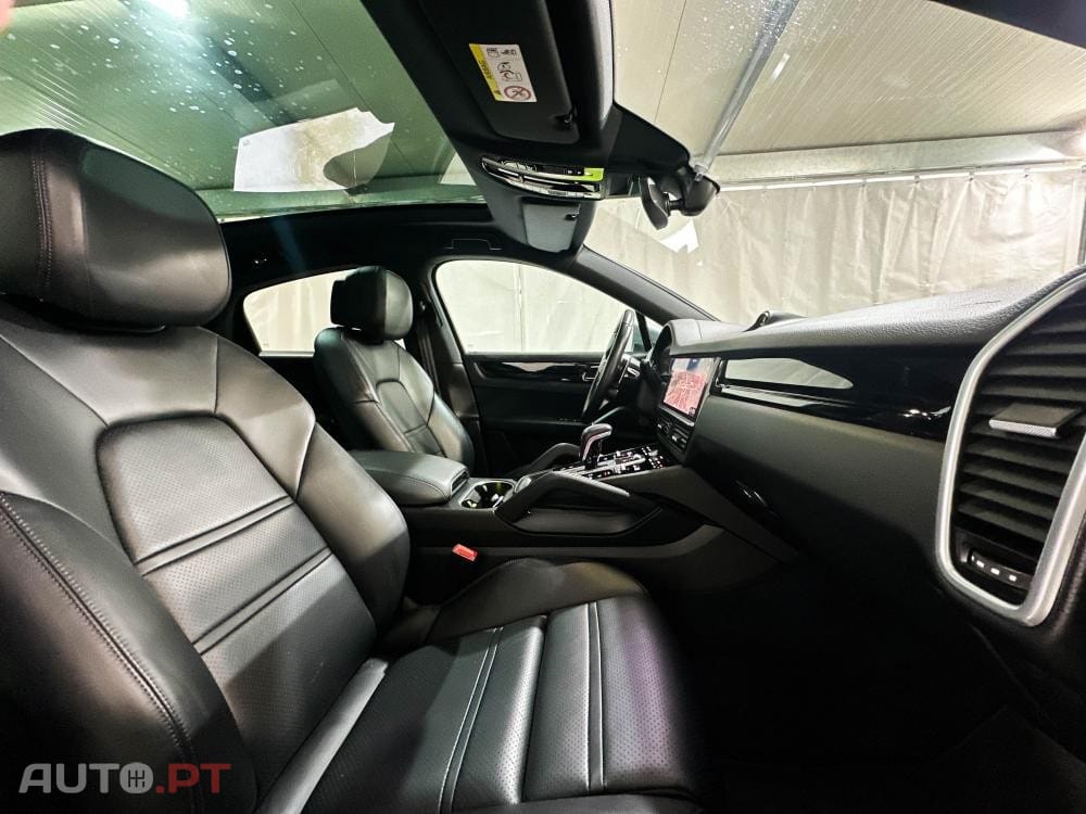 Porsche Cayenne E-Hybrid Platinum Edition