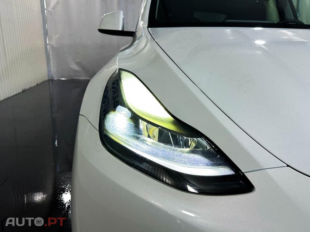 Tesla Model Y Long Range Dual Motor AWD