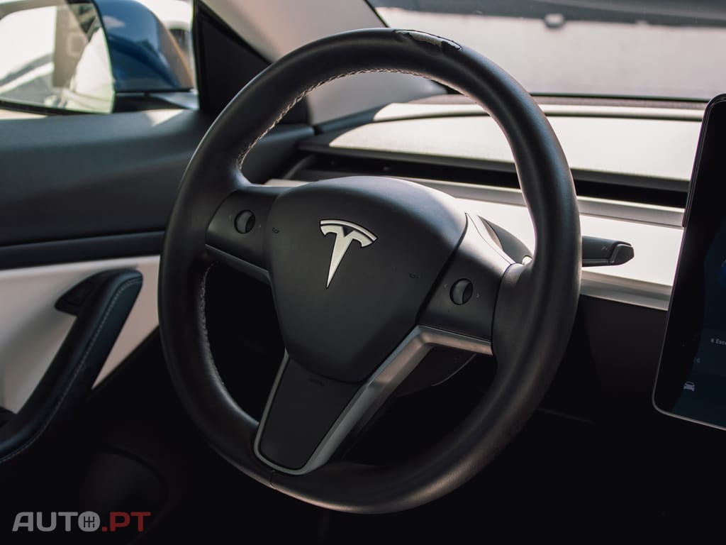 Tesla Model 3 Standard Range Plus RWD