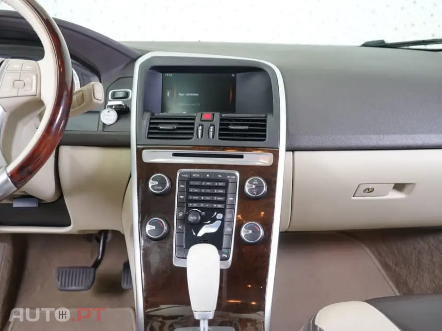 Volvo XC60 2.0 D3 Summum Geartronic