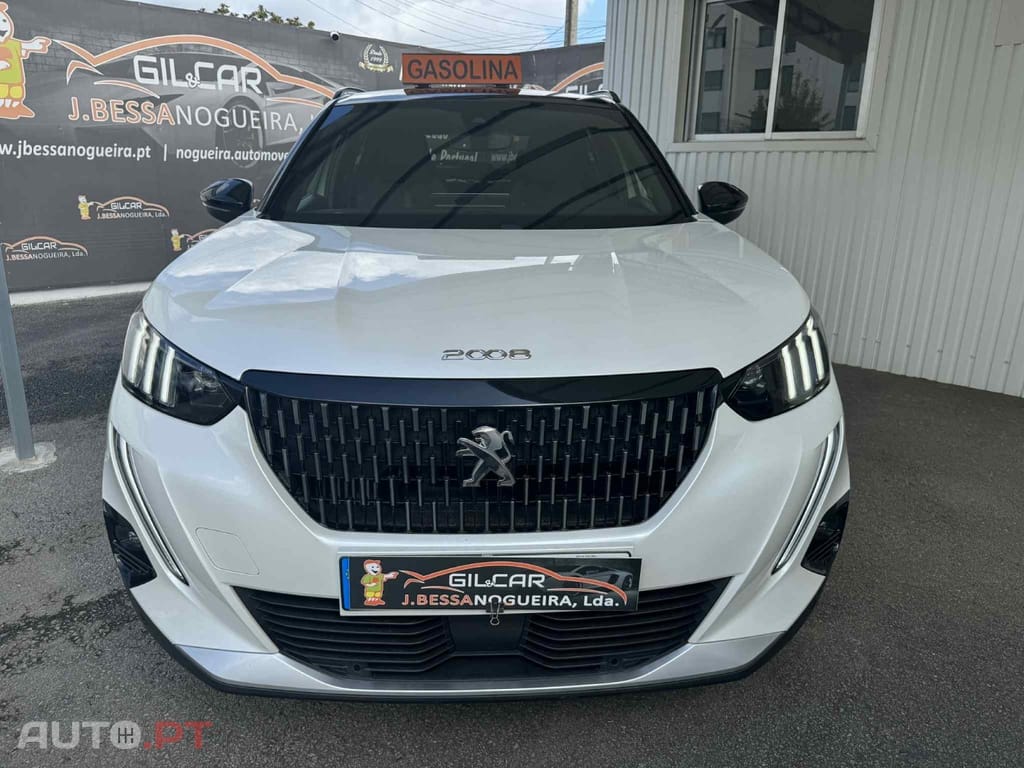 Peugeot 2008 1.2 PureTech GT EAT8