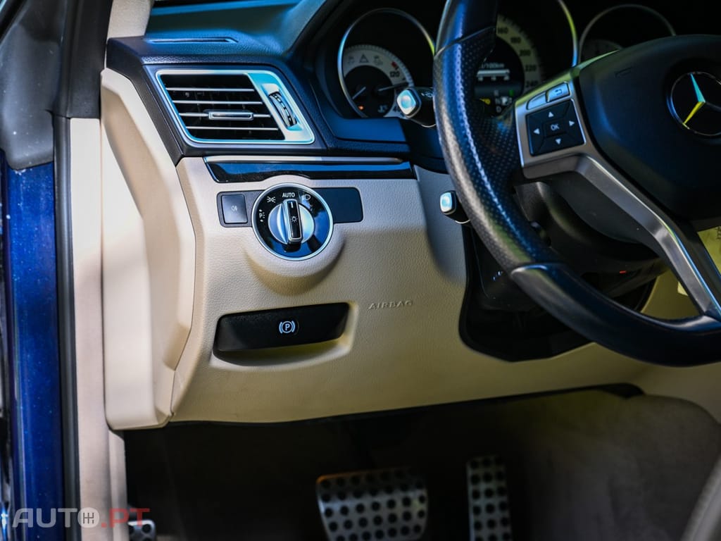 Mercedes-Benz E 200 AMG Line Auto