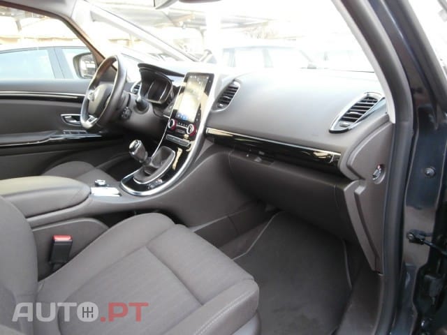 Renault Espace 1.6 dCi Zen