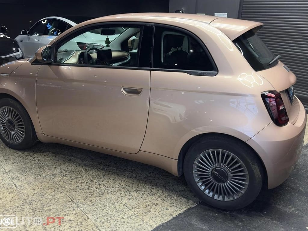 Fiat 500e 42 kWh